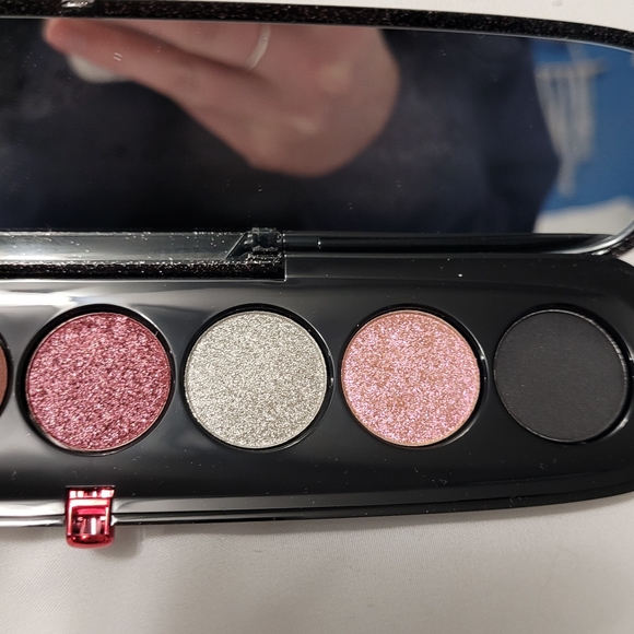 Marc Jacobs eyeshadow pallette - Picture 7 of 7